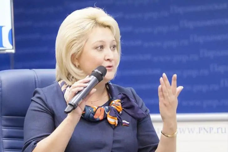 Сенатор из Башкирии рассказала, что учителя получают ниже прожиточного минимума