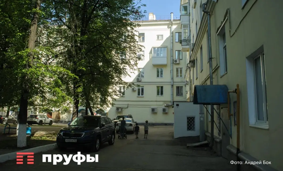 Собственников квартир могут обязать убрать входную дверь: в чем дело