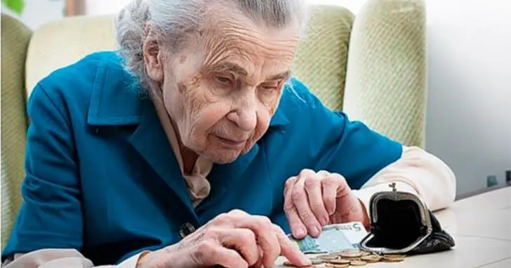 В мае для пенсионеров от 60 до 85 лет вводят новые правила