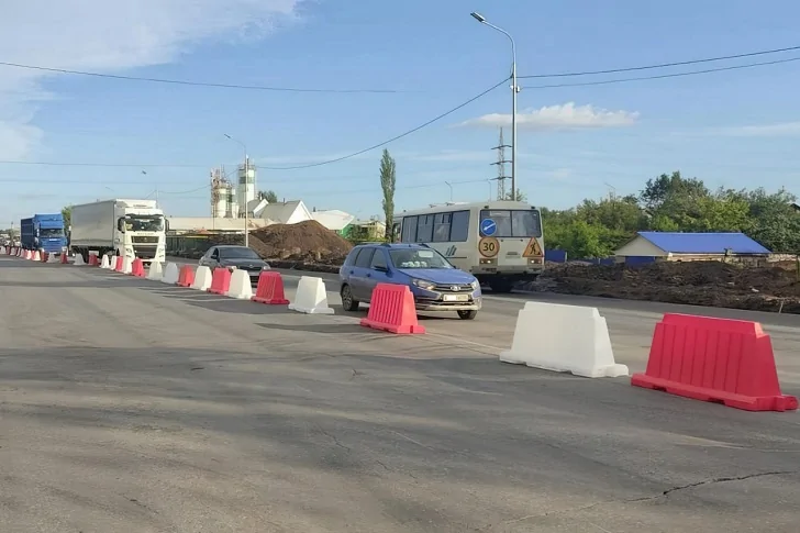 «Раздражает?»: в Уфе частично закрыли мост, который находится в предаварийном состоянии