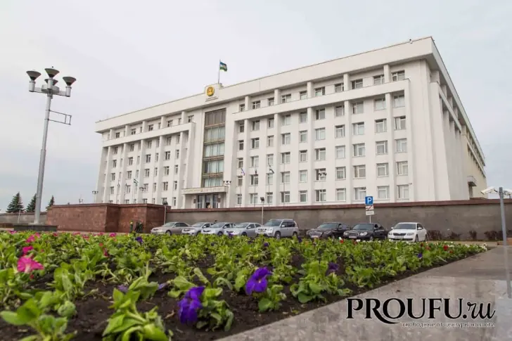 «Проститутки и не только». В какие скандалы попадали башкирские чиновники и депутаты