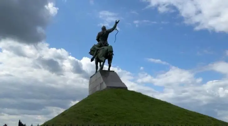 Главный памятник Башкирии скрылся за строительными лесами