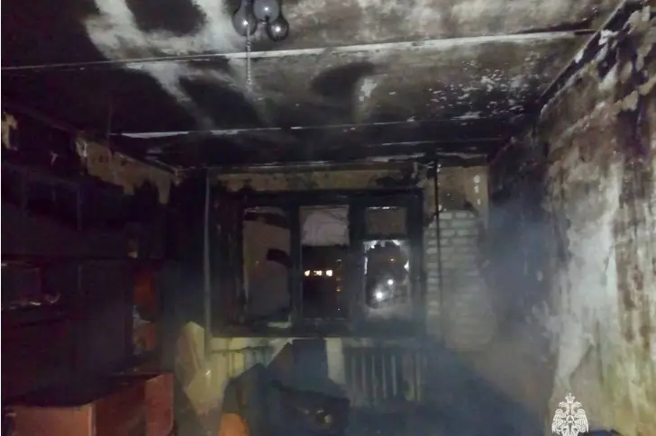 В Уфе на улице Рихарда Зорге произошел пожар в жилом доме, пострадали два человека