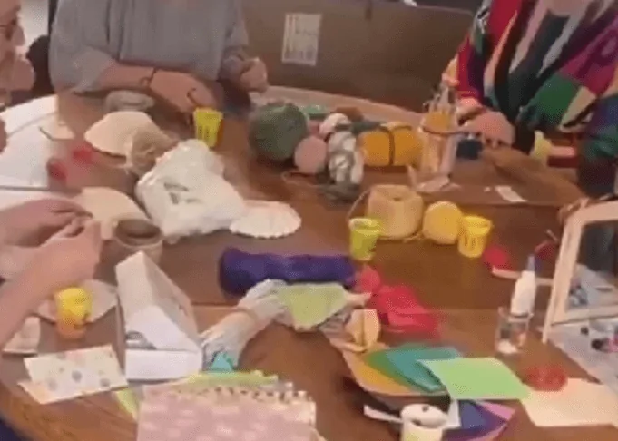 «Везет же людям»: депутат из Башкирии хочет в детский сад 