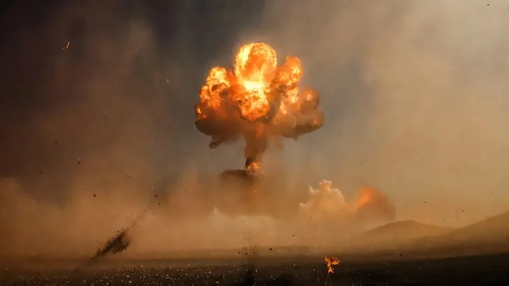 Медведев: Россия применит ядерное оружие по Украине при одном условии