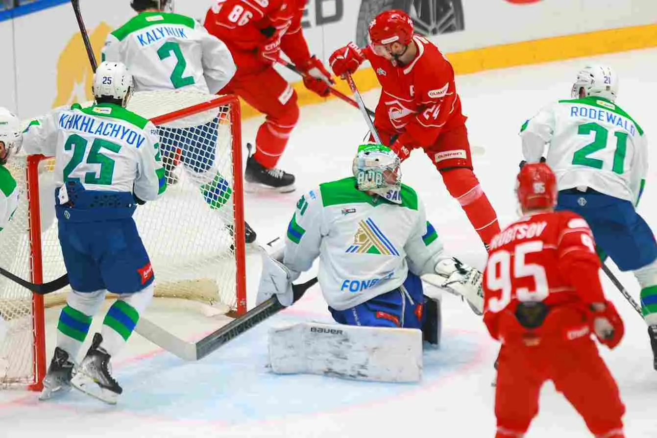 «В плей-офф не выйдем»: второе поражение подряд разочаровало болельщиков «Салавата Юлаева» 