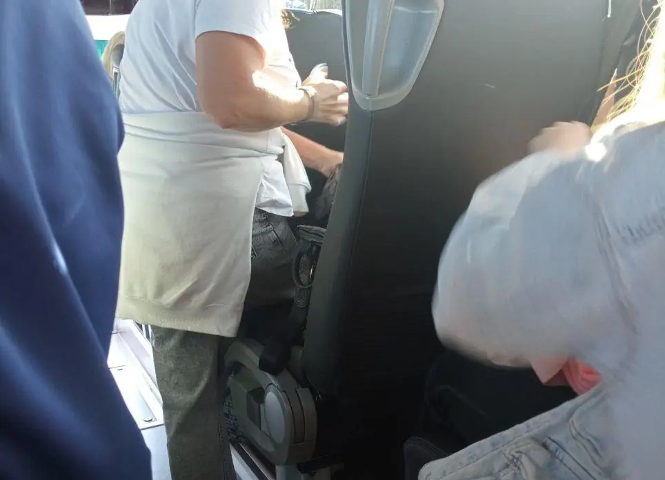 Автобусный тур на юг. К чему быть готовым: мои советы, как выжить двое суток в пути