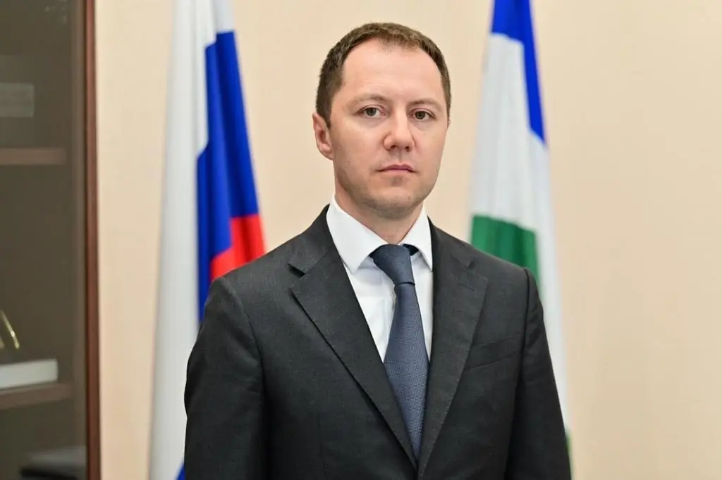 Глава Минздрава Башкирии нарвался на штраф