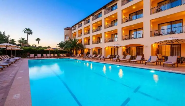 Турция или Сочи: где выгоднее отдыхать в бархатный сезон