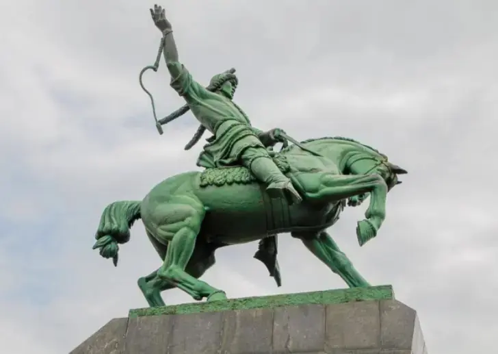 «Уфа зеленее!», «Казань современнее!»: в сети разгорелась неожиданная битва городов