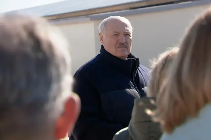 Лукашенко пригрозил отправить в штурмовики министра сельского хозяйства