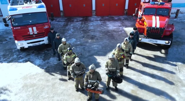 Пожарные из Башкирии выстроились в V-колонну 