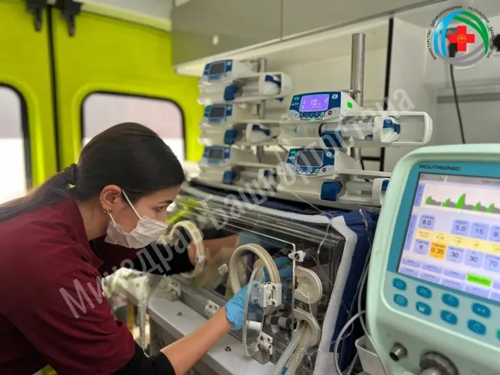 Экстренно в Уфу доставили двух новорожденных – что произошло