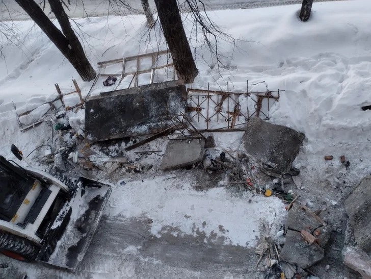 «Чего ждут?»: пока глава района в отъезде в Уфе, рушатся балконы