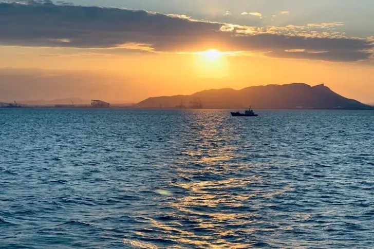 Убийца Каспийского моря: как, спасая море, советские инженеры едва не уничтожили целый залив? 