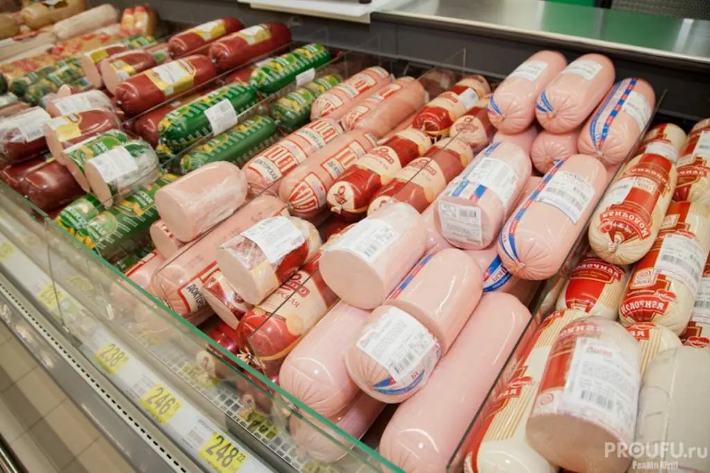 Какую колбасу нельзя покупать ни при каких скидках: хуже любого суррогата 