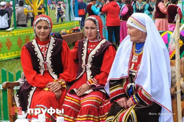 Почему башкирки не распускали волосы при чужих? Секреты древнего обычая