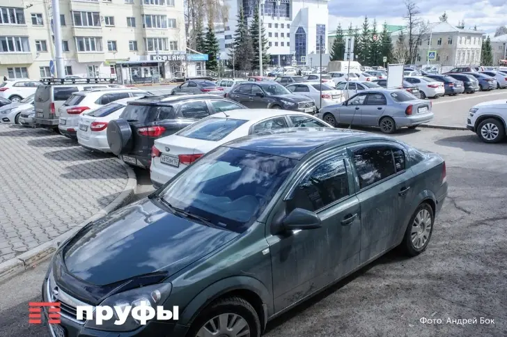 Мартовские изменения для водителей: отмена ОСАГО при регистрации и новые правила учебы