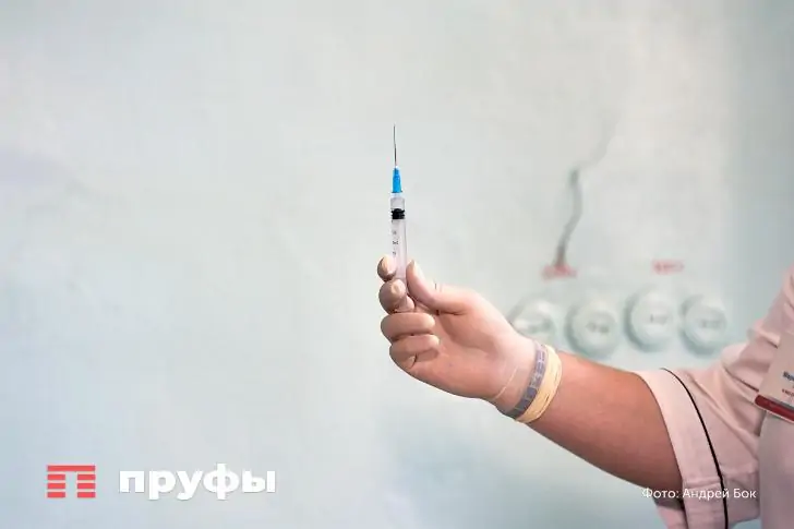 Производитель заявил о смертельном риске вакцины от ковида