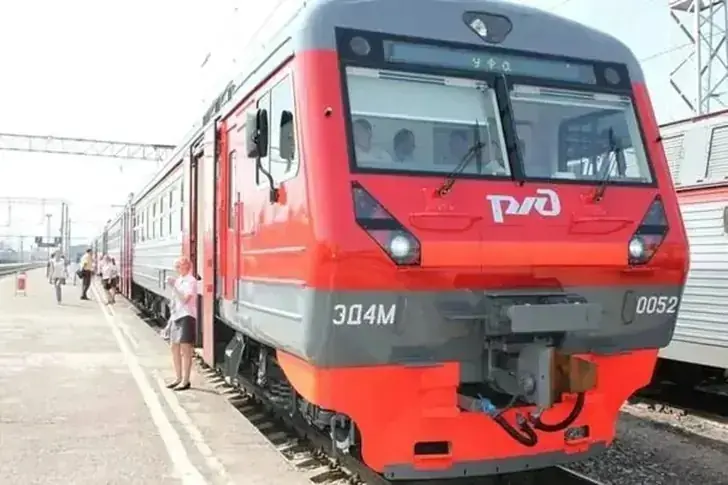 Всегда срабатывает: как я реагирую, когда просят уступить нижнюю полку в поезде — проверенный лайфхак бывалых пассажиров