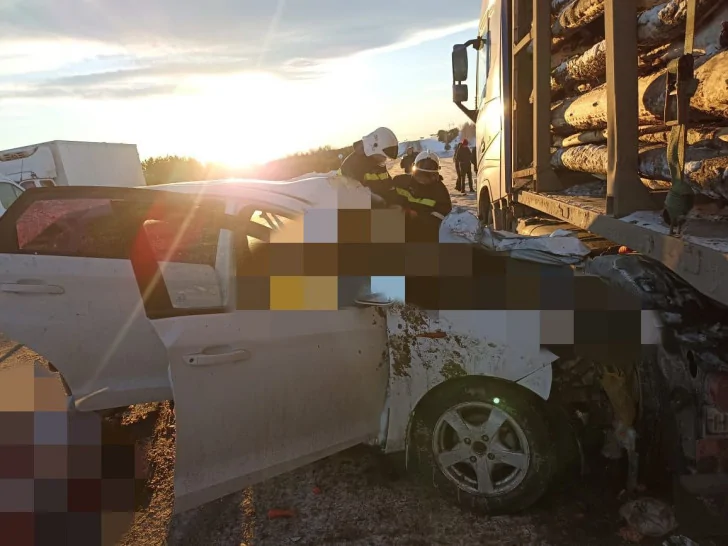 В Башкирии в массовой аварии погибли три человека, в том числе ребенок