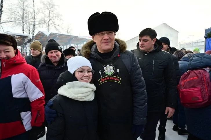 Радий Хабиров рассказал, что его обрадовало на январских праздниках, и выбрал шапку
