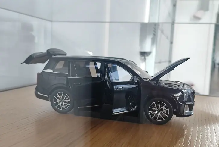 Россияне кинулись скупать старые авто