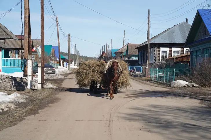 Метели – большой репортаж из глухой русской деревни на Урале, где живет больше 1000 человек