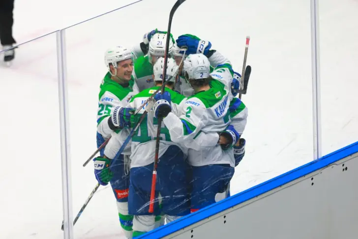 «Спасибо, что без удалений»: болельщики ХК «Салават Юлаев» о победе над «Барысом»