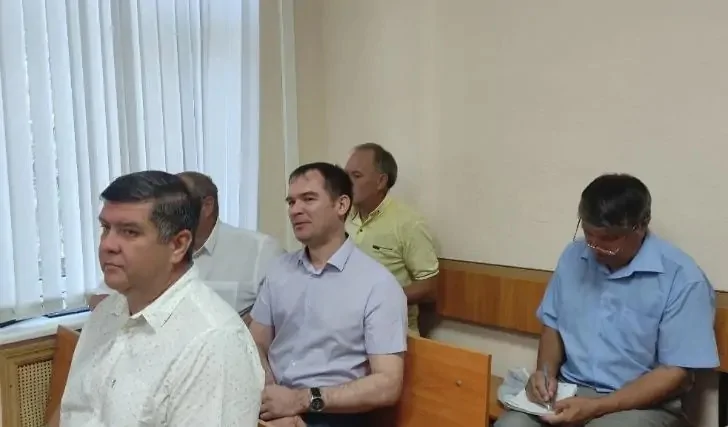Подсудимым министрам Башкирии Беляеву и Кучарбаеву смягчили меру пресечения