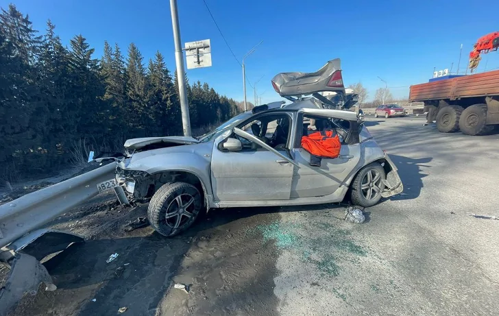 В массовой аварии под Уфой пострадали четыре человека – мать и трое детей