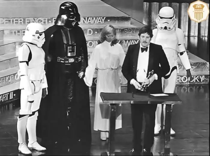 Джон Молло.jpg