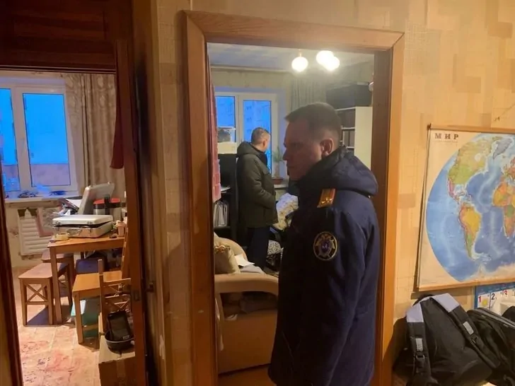 зарезал сыновей.jpg