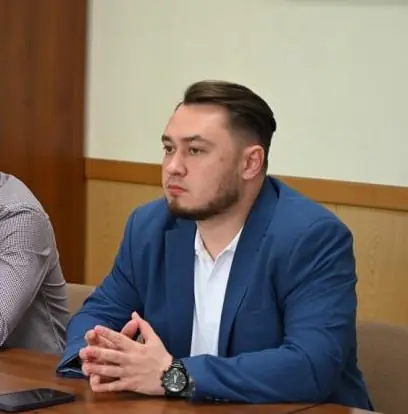 Китапов сел за деревья.jpg