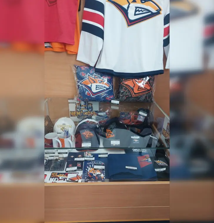 imgonline-com-ua-Frame-blurred-0qGPB5a9qqcogbA7.jpg