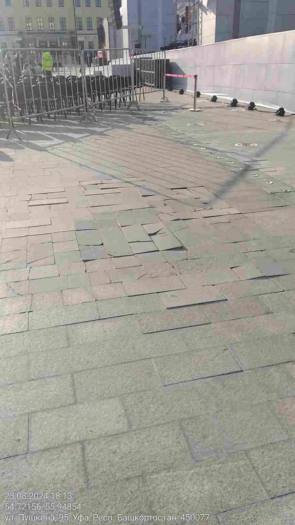 THOhDt7oqzI (1)_11zon (2).jpg