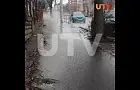 В Уфе залило дороги из-за засора