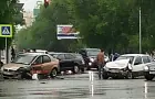 В Уфе «Нексия» и «Логан» столкнулись на мокром перекрестке