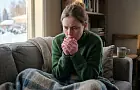 Почему постоянно мерзнут руки и ноги: врачи объяснили причины