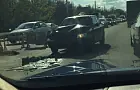 В Уфе автомобиль на скорости врезался в генератор и сбил дорожного рабочего