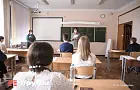 В сентябре в школах запретят использование мобильных телефонов