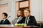 Сейчас в Москве решается снимут ли «Яблоко» с выборов. Что известно с заседания суда — подробности