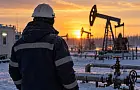 «По 100 тысяч сливали на проституток». Откровенное интервью вахтовика о работе на Севере