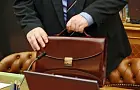 Чиновникам повысят зарплату за счет уволенных сотрудников