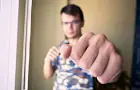 Нож, удар в живот и скорая: в Башкирии обычное застолье закончилось больницей