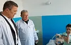 Главы Башкирии и Крыма посетили роддом в Сибае