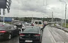 «И пусть весь мир подождет»: Затон загибается в километрах пробках, авариях и недовольстве водителей