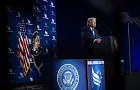 Трамп готов поддержать санкции против России, которые продвигал умерший сенатор