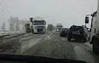 В Башкирии на трассе М5 встали фуры