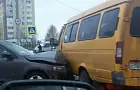 В Уфе маршрутка врезалась в легковушку
